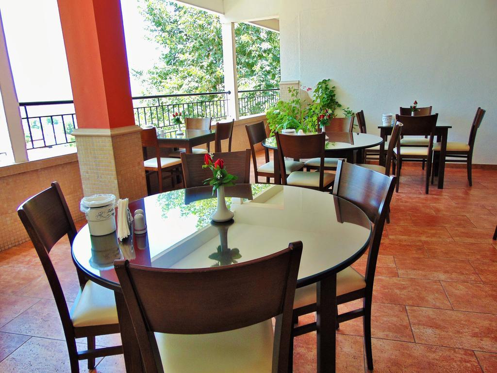 Hellas Hotel كاكوبرتريا المظهر الخارجي الصورة