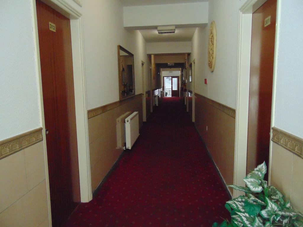 Hellas Hotel كاكوبرتريا المظهر الخارجي الصورة